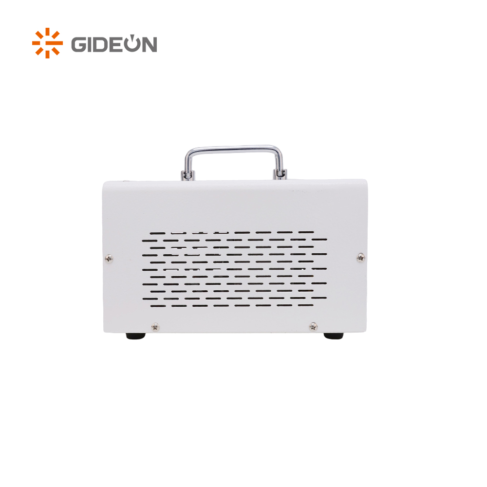 GD-AVR30-G便携式德国插件电压稳定器，具有过电压和电压底电压保护
